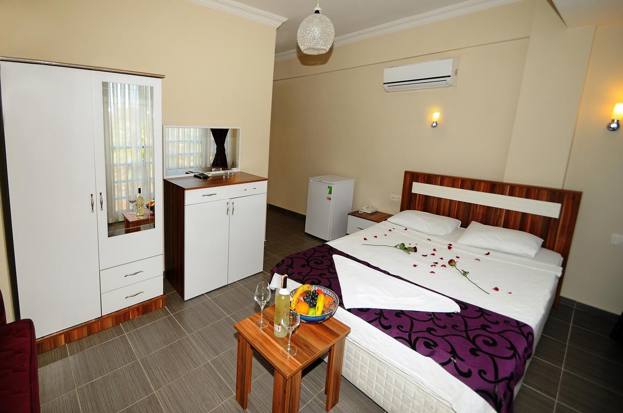 Feryil Li̇Man Hotel Fethiye Exterior foto